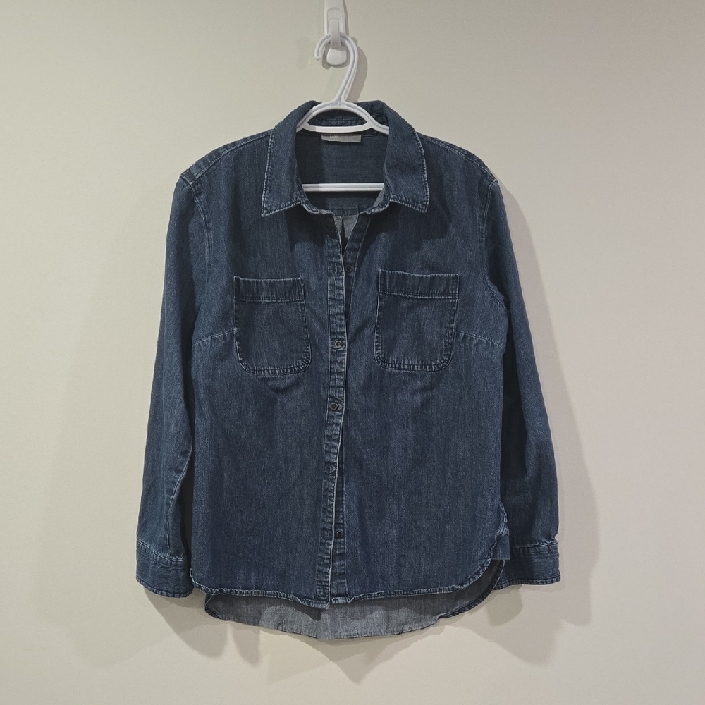 Lee Classic Denim Button-Up Shirt in Dark Blue- Western